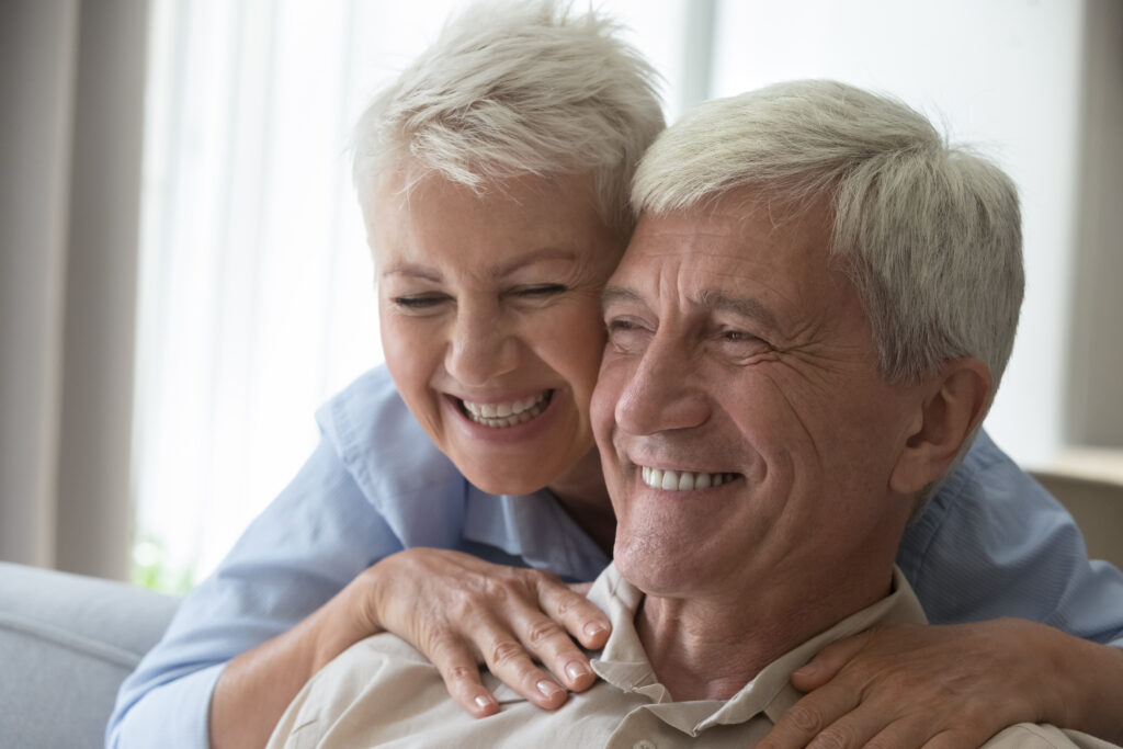 A-couple-smiling